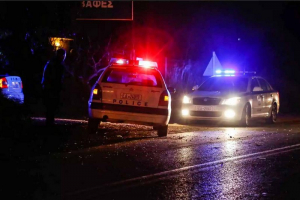 15χρονος στο Παλαιό Φάληρο έβγαλε μαχαίρι σε συνομηλίκους του