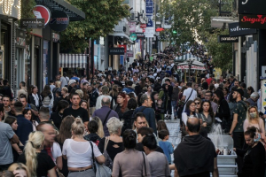 Δημογραφικό: H Ελλάδα «μικραίνει» - Μείωση 10,3% στις γεννήσεις το 2022 δείχνουν τα στοιχεία της ΕΛΣΤΑΤ
