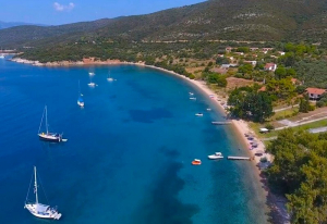 Πόρτο Βαρκό: Ένας παραθαλάσσιος οικισμός στην Αιτωλ/νία που σαγηνεύει