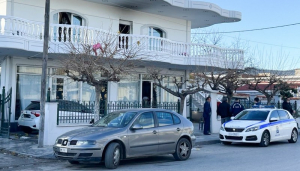 Σοκ στο Ζεφύρι: Ανδρας περιέλουσε με εύφλεκτο υλικό τη σύζυγό του και της έβαλε φωτιά