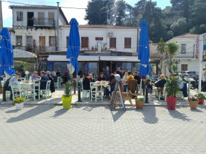 Άπλετη θέα, εξαιρετικό φαγητό, καλές τιμές. Ο «Μώλος της Βόνιτσας» τα έχει όλα!