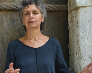 Απ’ των απλών ανθρώπων τη σοφία…