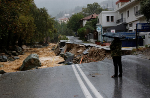 Γιατί καταρρέει γέφυρα που χτίστηκε το 2020
