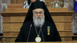 Δωδώνης: «Ζητώ συγγνώμη για τις δηλώσεις μου»