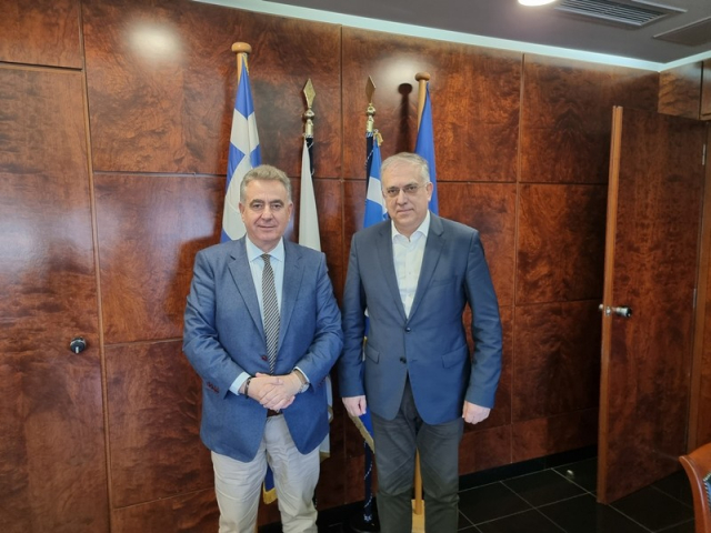 Συνάντηση με τον Υπουργό Προστασίας του Πολίτη και τον Αρχηγό της Αστυνομίας πραγματοποίησε ο Θ. Καββαδάς