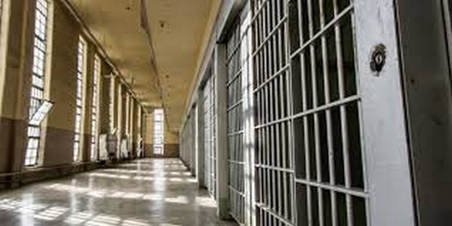 Κόρινθος: Στη φυλακή δύο από τους πέντε μαθητές που αποπειράθηκαν να βιάσουν την 14χρονη