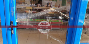 Βόνιτσα. Μεγάλη η λεία των διαρρηκτών σε κρεοπωλείο