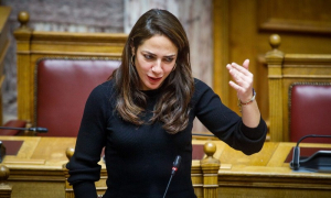 Η Δόμνα Μιχαηλίδου απαντά στο «απρόσκλητη» του Στέφανου Κασσελάκη - «Τον υποδέχθηκα ως όφειλα»