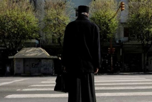 Νέα «βόμβα»: Γονείς καταγγέλλουν ιερέα ότι κακοποιούσε σεξουαλικά τα παιδιά τους