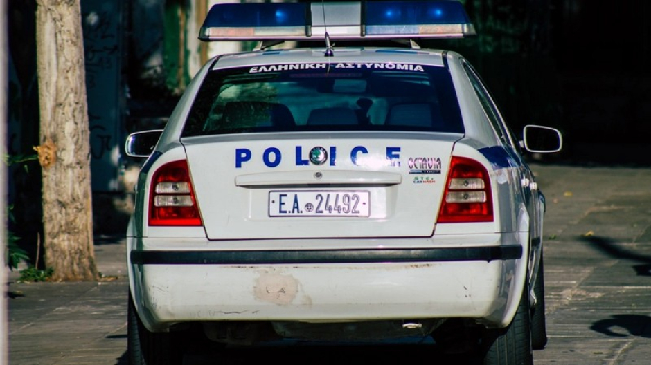 Θεσσαλονίκη: 18χρονη με τον σύντροφό της ξυλοκόπησαν τον πρώην και τον πατέρα του - Τον «παγίδευσε» και τους χτυπούσαν δέκα άτομα