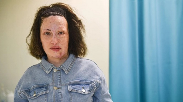 Ιώαννα Παλιοσπύρου: Ποζάρει όλο νάζι, πανέμορφη στον καθρέφτη