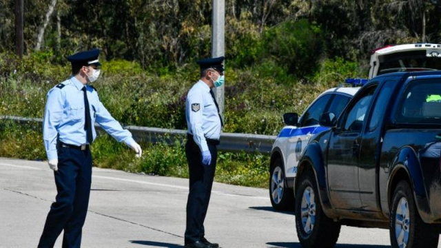 Αστυνομικός μπήκε στη ΛΕΑ και του ξήλωσαν τις πινακίδες