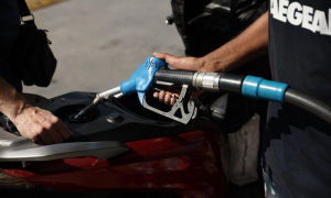 Στα ύψη οι τιμές στα καύσιμα και την ενέργεια - Τι θα γίνει το επόμενο διάστημα
