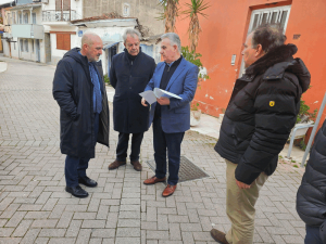 Καββαδάς: &quot;Το κτίριο της παλιάς ΔΕΗ πρέπει να επισκευαστεί&quot; - Έφτασε κλιμάκιο στη Λευκάδα