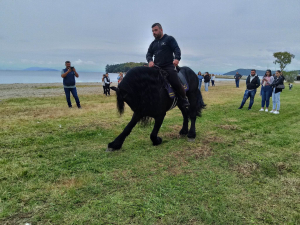 Ξεχωριστή η πρωτομαγιά στη Βόνιτσα