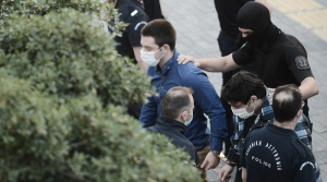 Δίκη Τοπαλούδη: Ισόβια και 15 έτη στους δυο κατηγορούμενους για τον βιασμό και τη δολοφονία της
