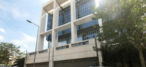 Χειροπέδες σε τέσσερα άτομα για την επίθεση με μαχαίρι στο Εφετείο