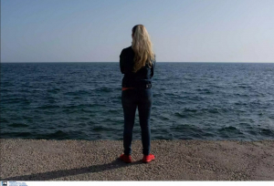 Θεσσαλονίκη: Μαχαίρωσε 19χρονη στη μέση του δρόμου – Τραυματισμένη σε νοσοκομείο η κοπέλα