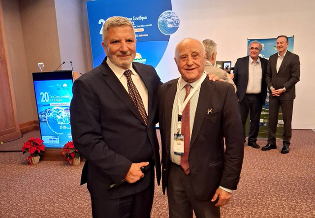 Βράβευση δήμου Λευκάδας στο 20ο Πανελλήνιο Συνέδριο Υγιών Πόλεων - Ιδρύει ΚΕΠ Υγείας