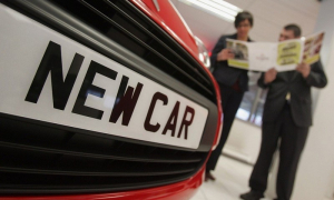 Στη δεκαετία του ’90 έχει επιστρέψει η ελληνική αγορά αυτοκινήτου!