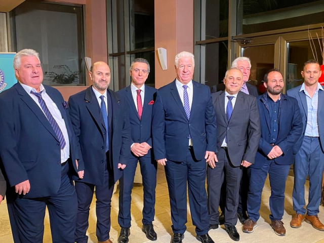 Στην κοπή της πίτας του Επιμελητηρίου Λευκάδας, παρέστη ο Γιάννης Τρεπεκλής