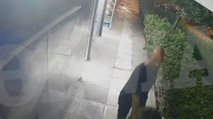 Καισαριανή: Βίντεο-ντοκουμέντο από τη στιγμή που άνδρας «καρφώνει» σύριγγα σε 26χρονη