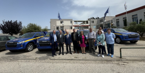 Δήμος Λευκάδας: Τρία ολοκαίνουργια υδροφόρα πυροσβεστικά οχήματα παρέλαβε ο Δήμαρχος
