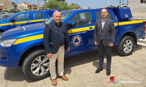 Δήμος Μεγανησίου: Νέο υδροφόρο πυροσβεστικό όχημα παρέλαβε ο Δήμαρχος
