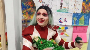 Θεσσαλονίκη: Σάλος με την Drag Queen - «Οι γονείς που αντέδρασαν, δεν θα έπρεπε να έχουν παιδιά»