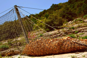 Σύμβαση για εκβραχισμούς και τοποθέτηση βραχοπαγίδων στο επαρχιακό δίκτυο