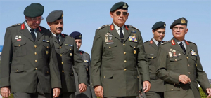 Αρχηγός ΓΕΕΘΑ για άλλον ένα χρόνο ο Φλώρος – Νέοι αρχηγοί ΓΕΝ και ΓΕΣ