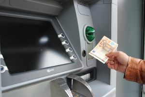 e-ΕΦΚΑ – ΔΥΠΑ: Ποιοι «πάνε ταμείο» αυτή την εβδομάδα