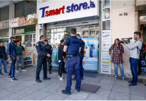 Ληστεία φιάσκο στη Θεσσαλονίκη: Οι δράστες προκάλεσαν ηλεκτρολογική βλάβη και κλείστηκαν στο κατάστημα