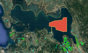 Μεγάλες αντιδράσεις για το πλωτό φωτοβολταϊκό στον Αμβρακικό