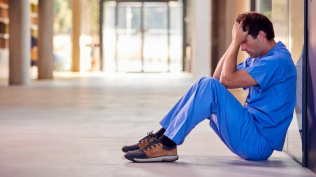 ΔΗΠΑΚ Ιατρών Ηπείρου-Λευκάδας: Υπερφορτωμένες εφημερίες και κίνδυνος για ασθενείς στα νοσοκομεία