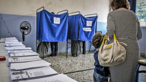Φωνάζουν οι δημοσκοπήσεις, “βουβοί” οι ψηφοφόροι…