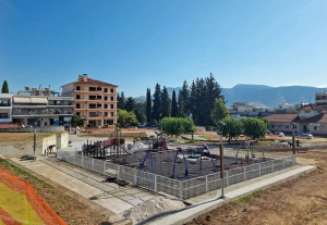 Ξεκίνησε η ανάπλαση της πλατείας δίπλα στο Κέντρο Υγείας Φιλιππιάδας