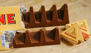 Mondelez Ελλάς: Ανακαλεί τη γνωστή σοκολάτα Toblerone - Ποιος ο λόγος
