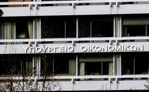 Προϋπολογισμός: Η εκτόξευση των φορολογικών εσόδων έφερε πρωτογενές πλεόνασμα στο 8μηνο
