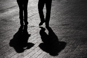 Ιρακινός αποπειράθηκε να βιάσει δύο περαστικές γυναίκες στην Κόρινθο