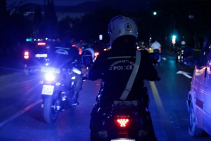 Μύκονος: Άγριο έγκλημα σε μπαρ για τα μάτια μιας γυναίκας