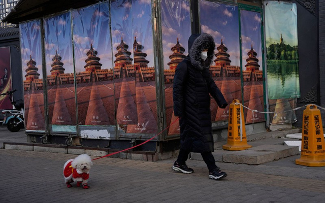 Κορωνοϊός: Η… Δύση και η Ανατολή της πανδημίας