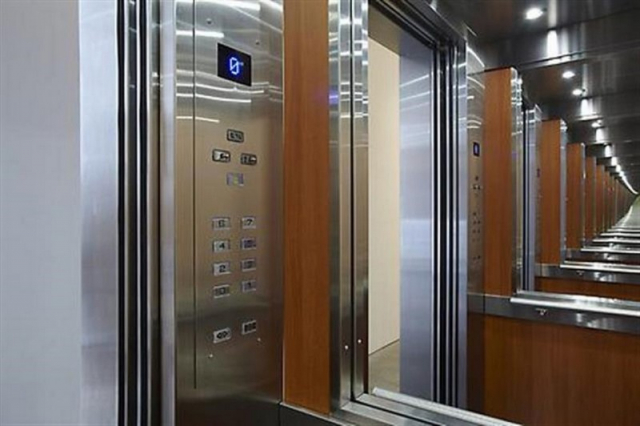 Τραγωδία στο Ηράκλειο: Νεκρός άνδρας που έπεσε από ύψος 5 μέτρων σε φρεάτιο ασανσέρ