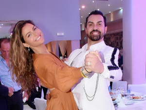 Μαρία και Κων/νος Μενούνος, τα δυο γνωστά ξαδέρφια απο την Αρκαδία, «ψήφισαν χορό»