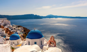 Τουρισμός: Αύξηση τόσο στις αφίξεις όσο και στις διανυκτερεύσεις τον Μάιο