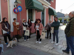 Ένας ανοιξιάτικος λογοτεχνικός περίπατος στην καρδιά της πόλης