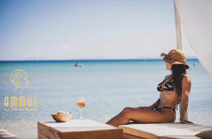 Aqua park για μικρούς και μεγάλους στο Ammos Beach Bar!