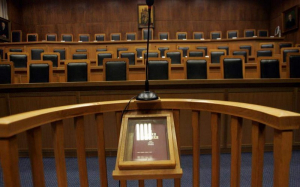 «Στοπ» σε πλειστηριασμούς και δίκες βάζουν οι εκλογές