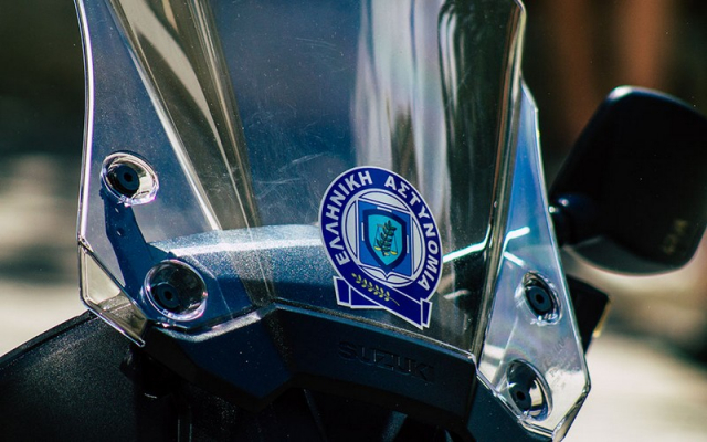 «Μάλλον από λάθος πυροβόλησε ο 14χρονος τον αδελφό του» - Πώς συνέβη η τραγωδία στη Μάνδρα