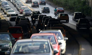 Τέλη κυκλοφορίας: Τι ισχύει με τις πληρωμές, τα πρόστιμα και τα «τέλη με τον μήνα»
